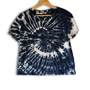 Double Zero Blue Tie-Dye T-Shirt